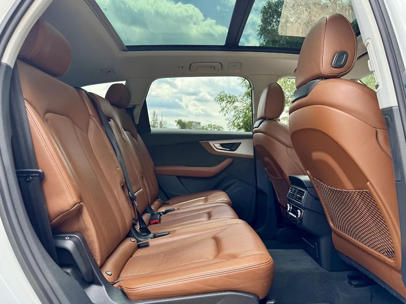 Audi Q7 3.0 TDI HNĚDÁ KŮŽE MAX - fotka 40 z 49