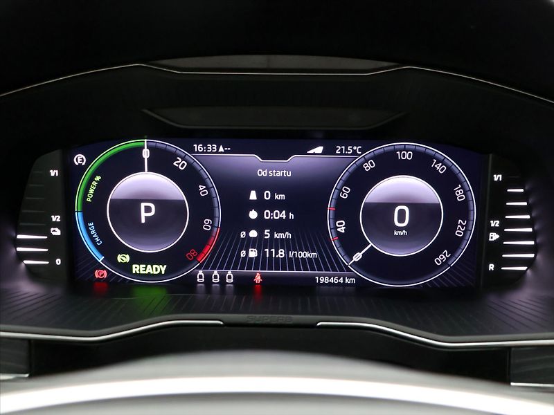 Škoda Superb iV 1,4 TSI 160kW Style DSG DPH - fotka 19 z 35