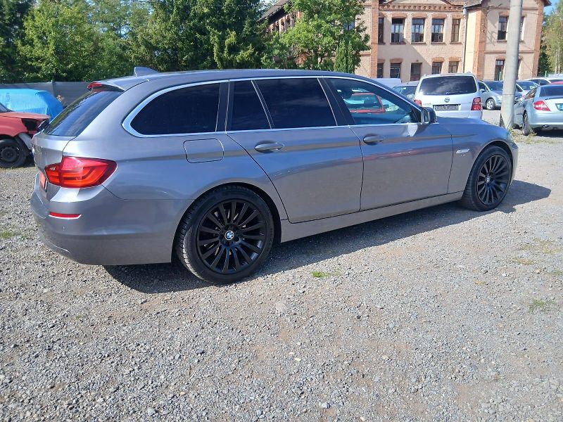 BMW Řada 5 530 D, X Drive,  4x4, 190 kW - fotka 9 z 47
