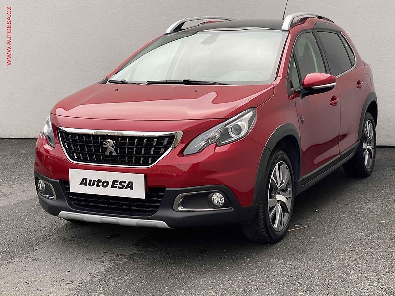 Peugeot 2008 (2019) 1.2 PT, Crossway, panor, navi - fotka 3 z 17