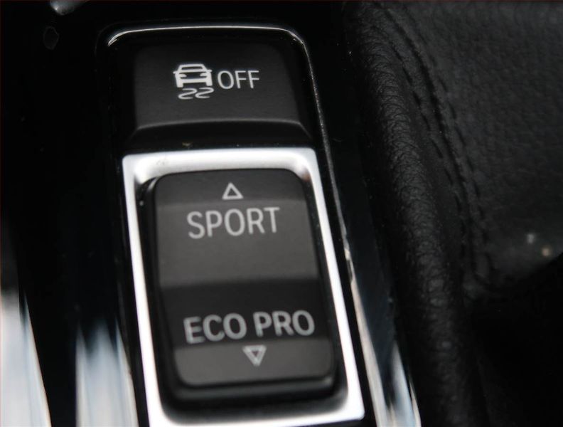 BMW X1 (2022) M Sport xDrive18d, M-Paket - fotka 27 z 27