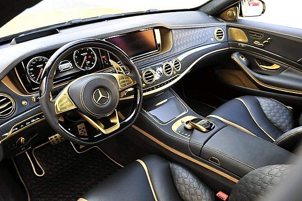 Brabus Rocket 900 Desert Gold Edition.