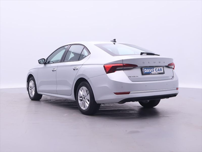 Škoda Octavia 2,0 TDI 85kW Ambition CZ DPH - fotka 5 z 31