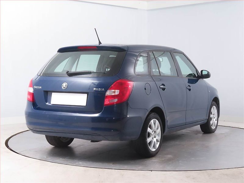 Škoda Fabia (2014) Elegance 1.2 TSI, Tempomat - fotka 5 z 14