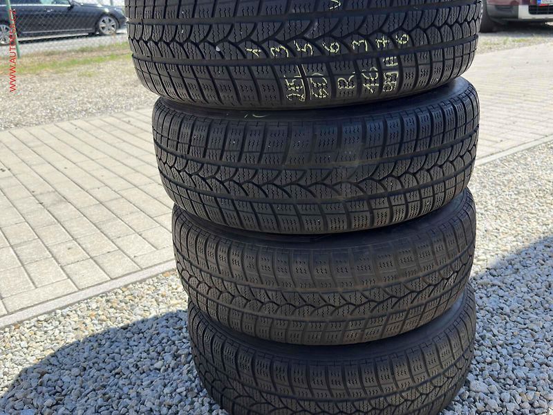 Ford S-MAX (2006) 2.0TDCi, AC, park.čidla - fotka 15 z 16