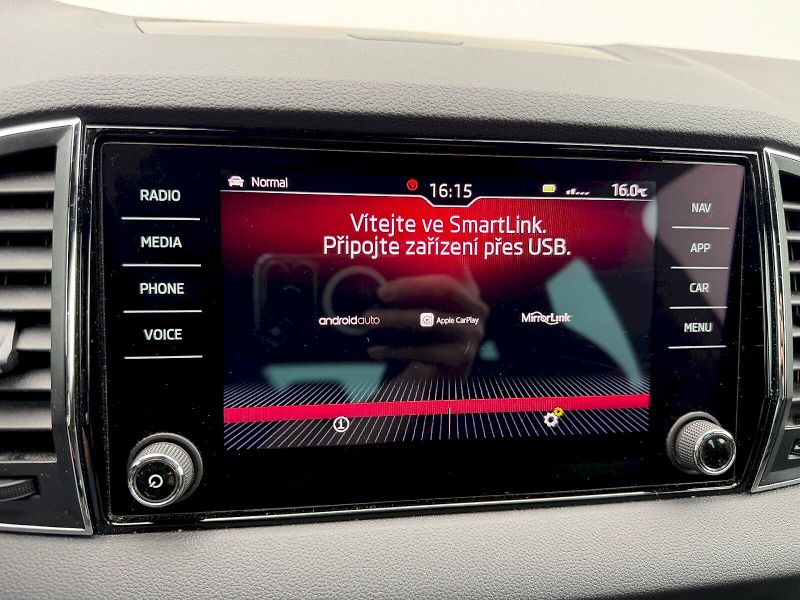 Škoda Karoq (2019) 1.5 TSI 110kW SportLine - fotka 22 z 35
