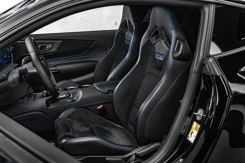 Ford Mustang 5.0 V8 manuál!!! - fotka 16 z 25