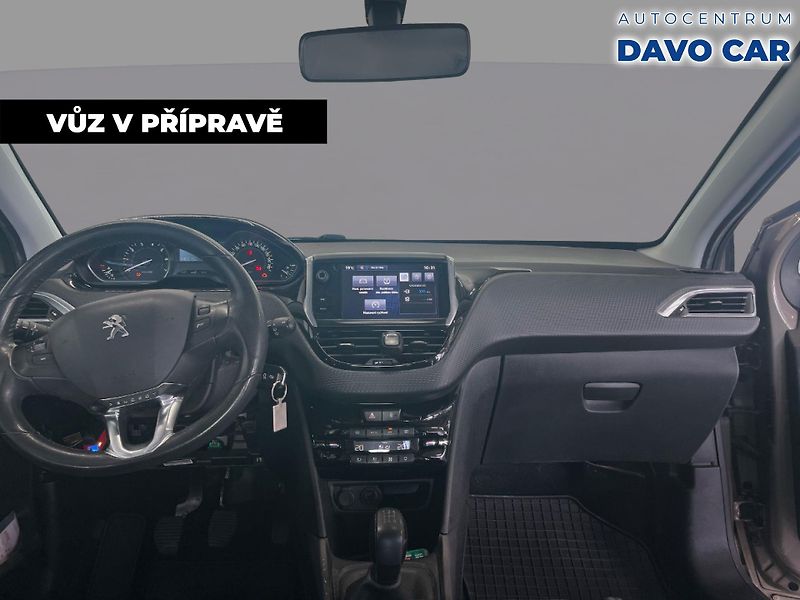 Peugeot 2008 1,2 PT 82k CZ Active 2.Maj - fotka 4 z 12