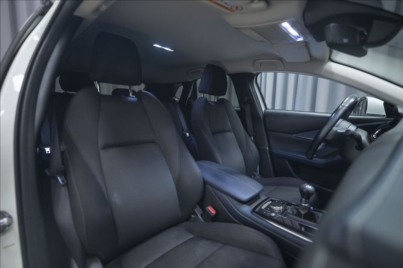 Mazda CX-30 2,0 SKYACTIV-X NAVI KAMERA ČR - fotka 9 z 45