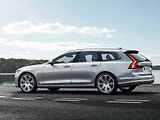 Volvo V90.