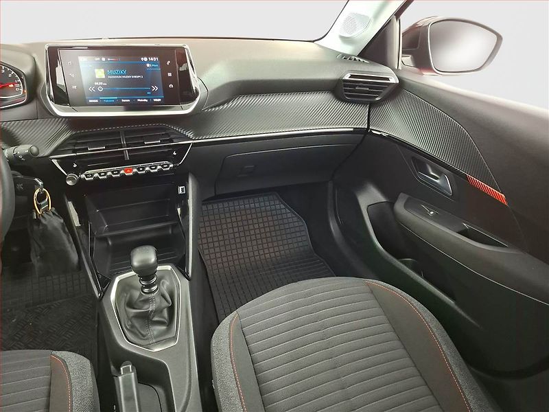 Peugeot 208 (2022) Active 1.2 PureTech, ČR,1.maj - fotka 8 z 15