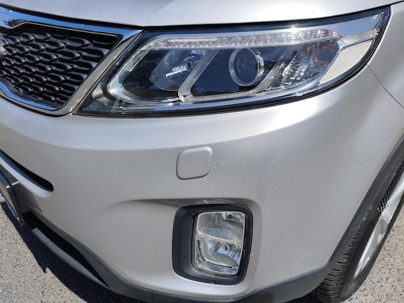 Kia Sorento (2015) 2,0 CRDI Sport 4x4 Záruka - fotka 32 z 35