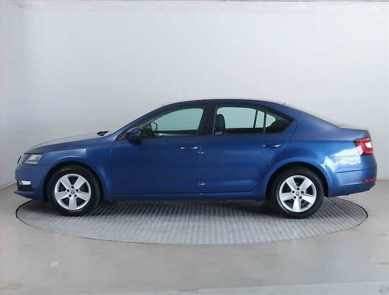 Škoda Octavia (2019) Ambition 1.4 TSI, Tempomat - fotka 3 z 18
