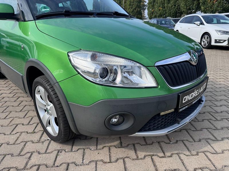 Škoda Fabia (2012) SCOUT 1,2 TSI 63 KW 2. MAJ - fotka 10 z 50