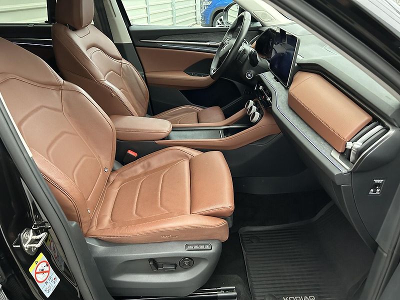 Škoda Kodiaq 2.0 TDI 4x4 Exclusive Selectio - fotka 33 z 36