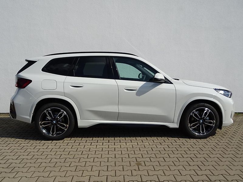 BMW X1 xDrive20d - fotka 5 z 6