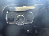 Mercedes-Benz Třídy A (2019) A 180d sedan - náhled 31