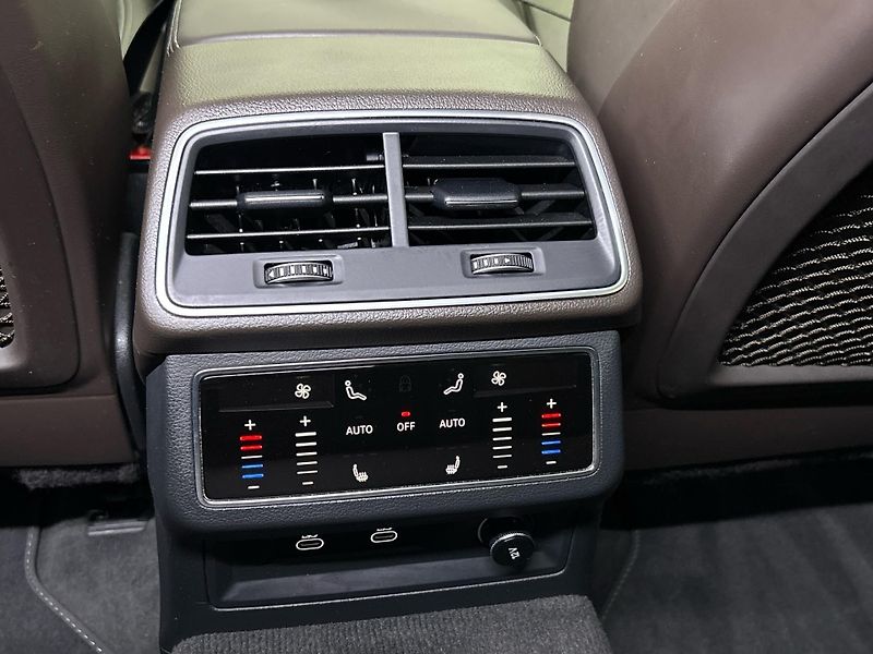Audi A6 Allroad Kombi quattro 0 - fotka 22 z 30