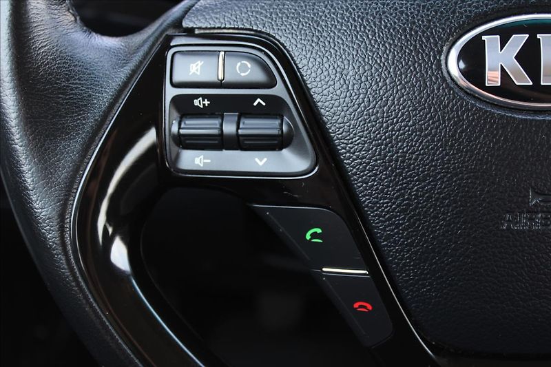 Kia Ceed 1,6 GDi  ČR,1.MAJITEL,TOP - fotka 18 z 33