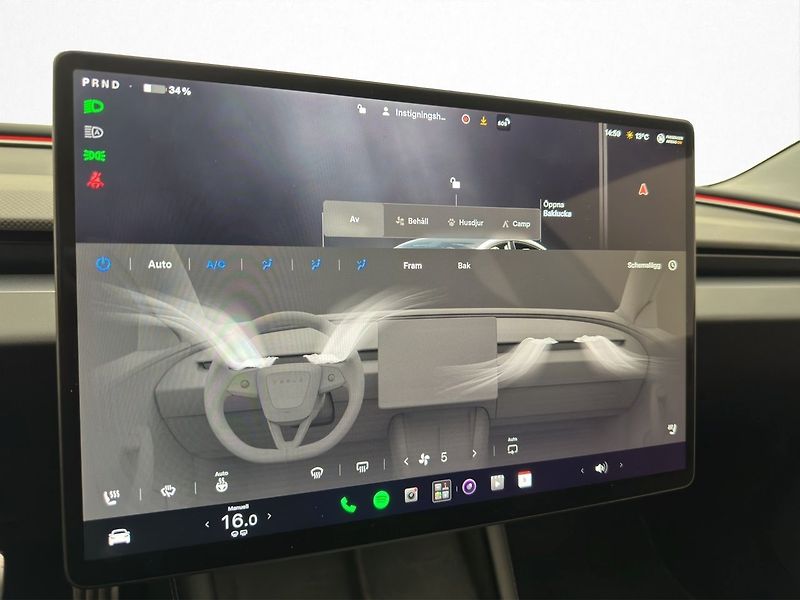 Tesla Model 3 Performance AWD - fotka 21 z 27