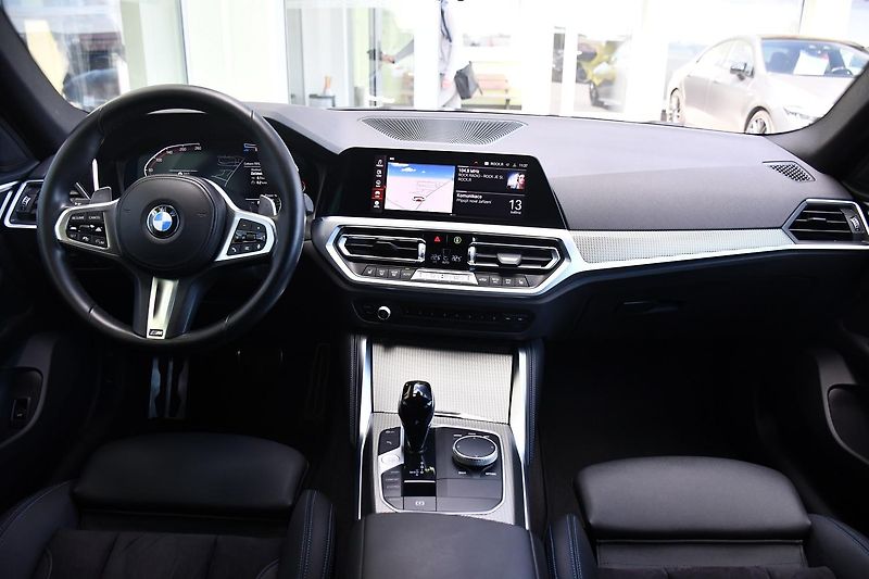 BMW Řada 4 420d xDrive M-SPORT ČR 1.MAJ - fotka 10 z 43