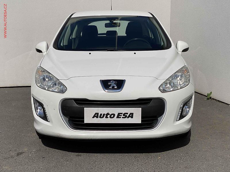 Peugeot 308 (2013) 1.4i 16V, ČR, Access - fotka 2 z 18