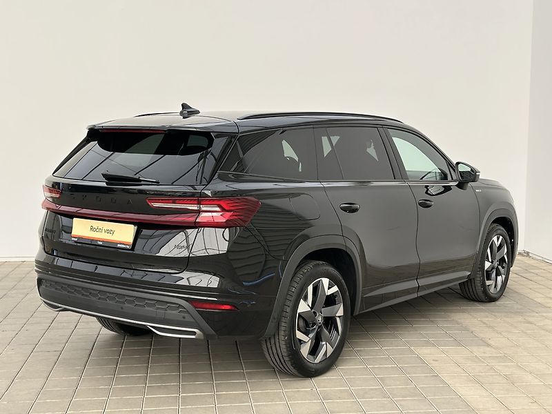 Škoda Kodiaq 2.0 TDI 4x4 SportLine - fotka 2 z 28