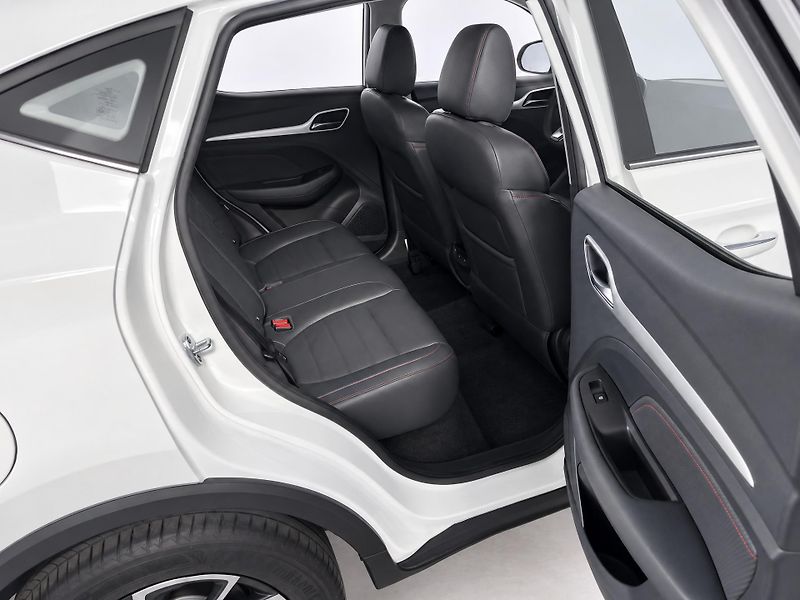 MG ZS 1,0 TGI 82 KW Exclusive CZ - fotka 13 z 25