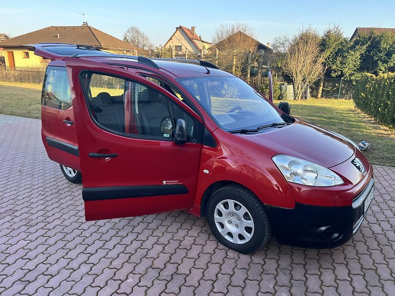 Peugeot Partner Tepee 1.6HDI 55KW,KLIMA,ŠOUPAČKY,TZ - fotka 27 z 35