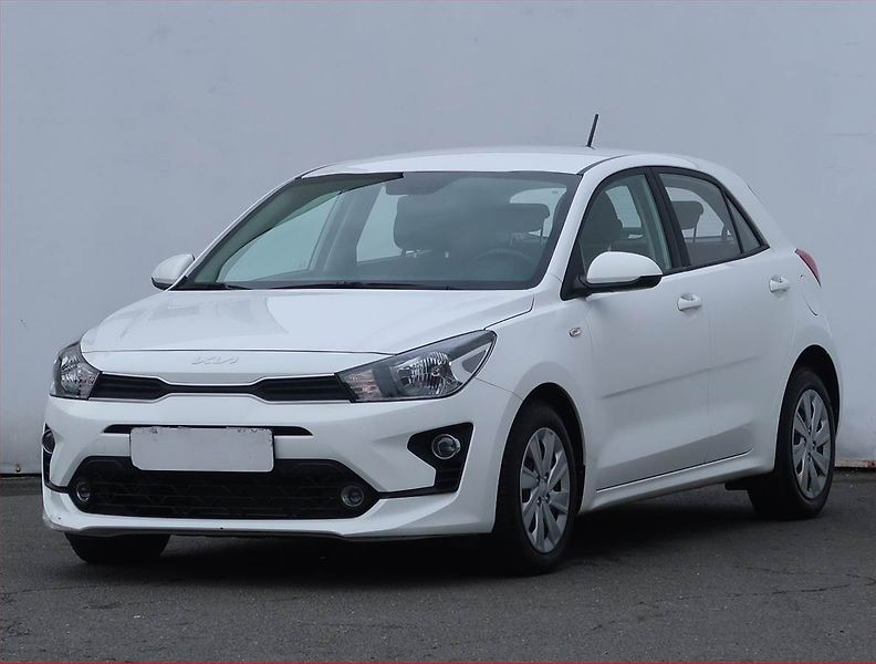 Kia Rio (2022) 1.2 DPI, Serv.kniha - fotka 2 z 17