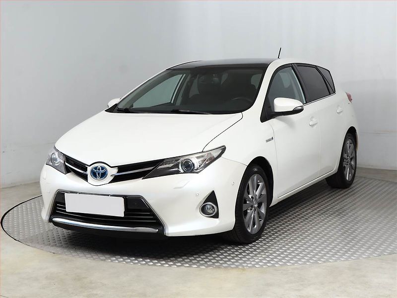 Toyota Auris (2013) Hybrid, Automat, Serv.kniha - fotka 2 z 21