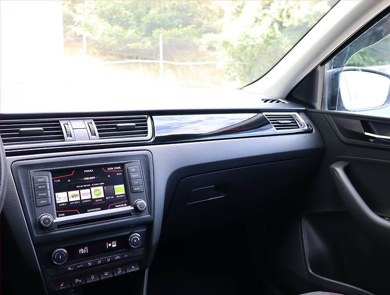 Seat Toledo (2018) FR-Line 1.0 TSI, Serv.kniha - fotka 8 z 16