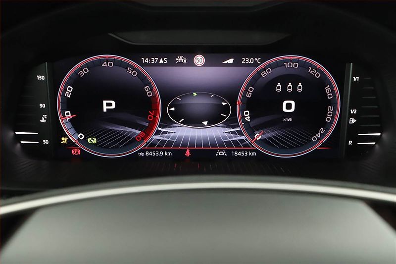 Škoda Kamiq (2025) 1.5 TSI, MONTE CARLO, AUTOMAT - fotka 12 z 20