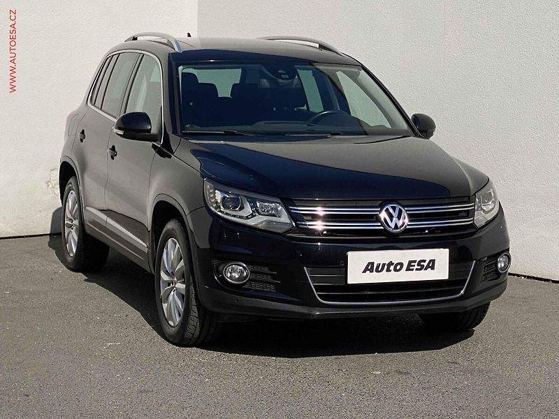 Volkswagen Tiguan (2012) 2.0 TDi, Bixen, TZ, navi - fotografie inzerátu