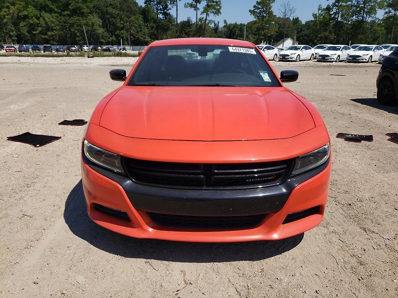 Dodge Charger (2023) SXT 3.6 - fotka 3 z 11