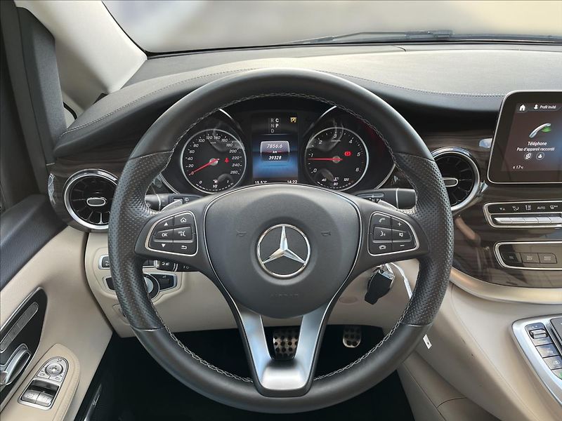 Mercedes-Benz Třídy V 300D 4MATIC AVANTGARDE - fotka 10 z 28