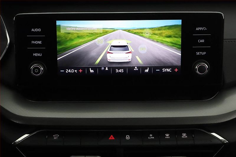 Škoda Octavia (2023) Ambition 2.0 TDI, ČR,1.maj - fotka 13 z 16