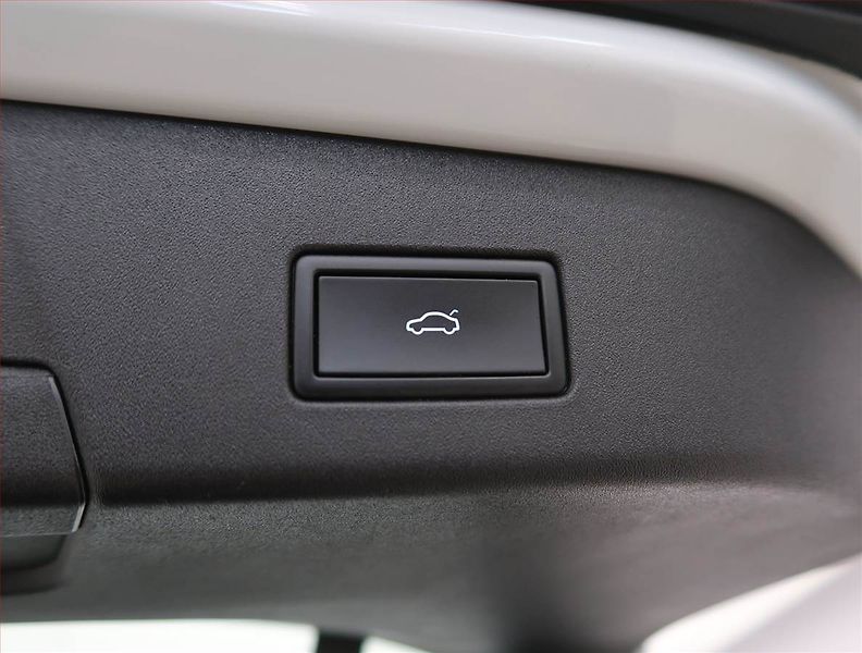 Volkswagen ID.5 (2023) Pro Perf. (82 kWh), SoH 95% - fotka 23 z 25