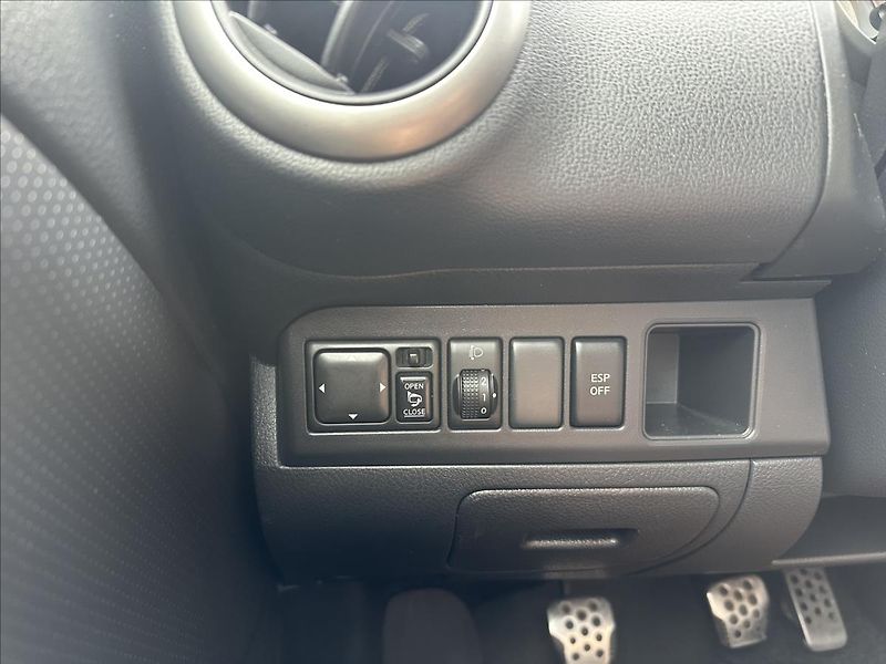 Nissan Note 1,6 KLIMA - fotka 19 z 19