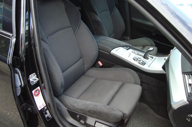 BMW Řada 5 (2013) 535d Xdrive,M-paket,S.kniha - fotka 49 z 73