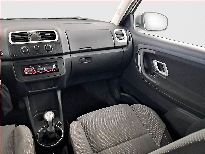 Škoda Fabia (2007) Sport 1.4 16V, po STK - fotka 8 z 15