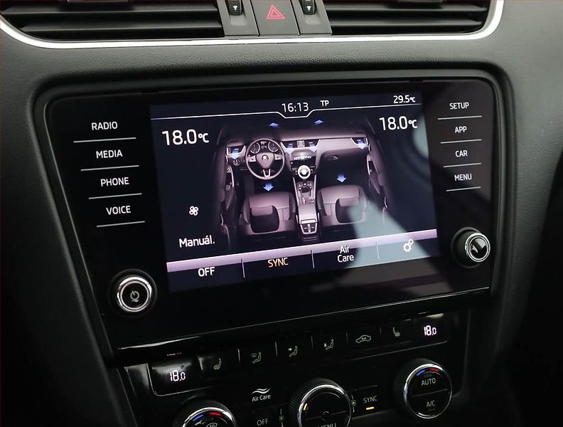 Škoda Octavia (2018) Style 1.6 TDI, Tempomat - fotka 14 z 20
