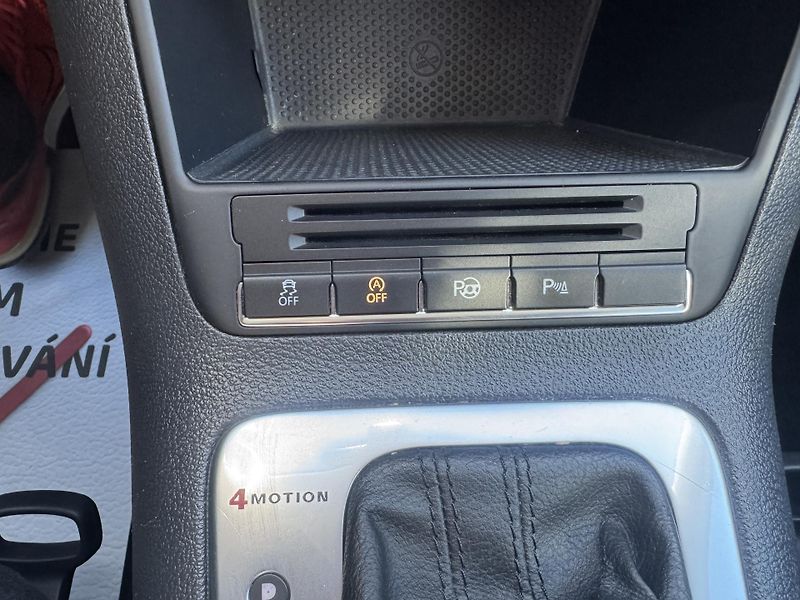 Volkswagen Tiguan 2.0TDi,DSG,rezervace - fotka 28 z 63