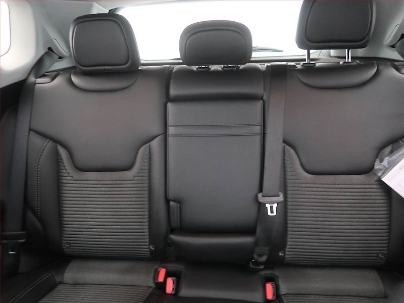 Jeep Compass (2021) 1.3 T-GDI - fotka 10 z 17