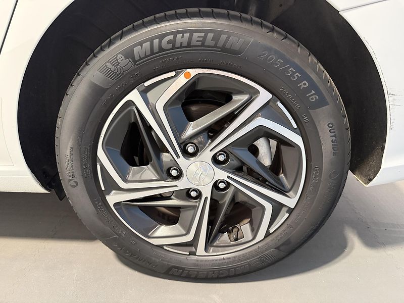 Hyundai i30 1.0 T-GDI Family Comfort kombi - fotka 13 z 13
