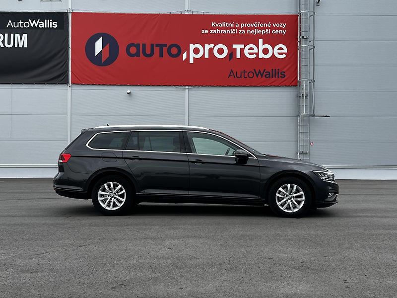 Volkswagen Passat 2.0TDI DSG 110kW Business DPH - fotka 3 z 24