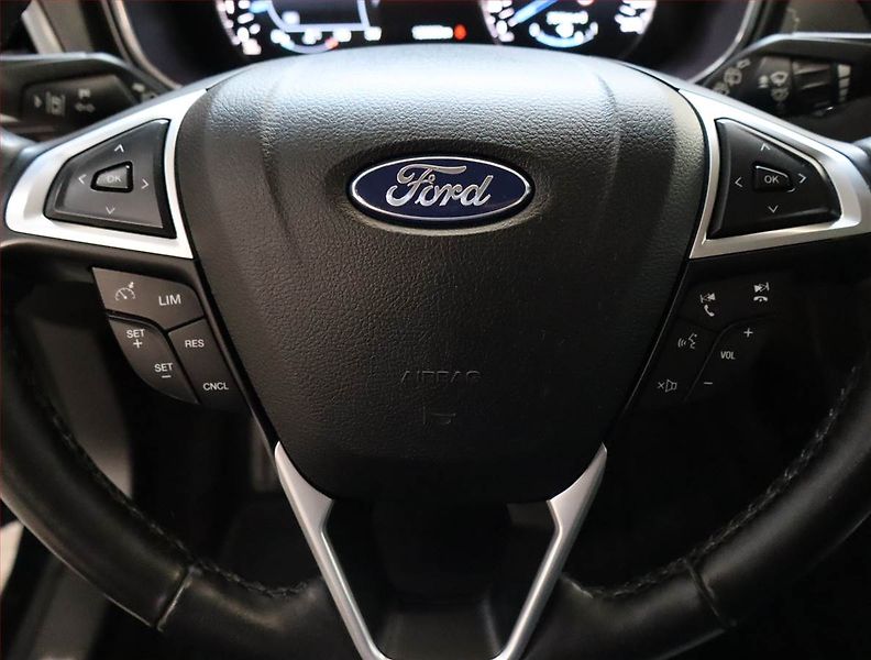 Ford Mondeo (2015) Titanium 2.0 TDCI, Serv.kniha - fotka 22 z 24