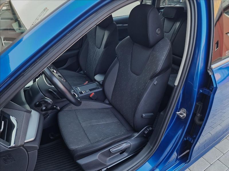 Škoda Octavia 2.0TDI 110kW DSG Style, 1.Maj - fotka 36 z 50