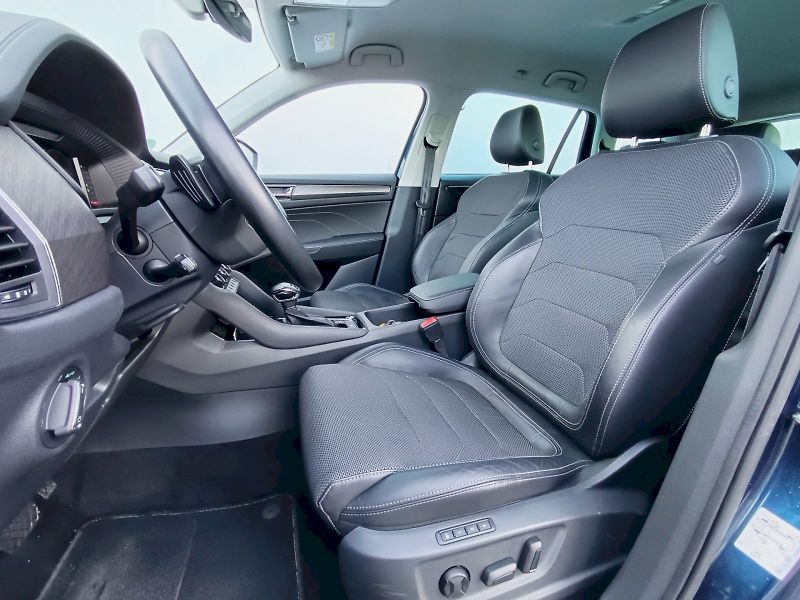 Škoda Kodiaq (2022) 2.0 TSI 140kW Style Plus 7míst - fotka 6 z 35
