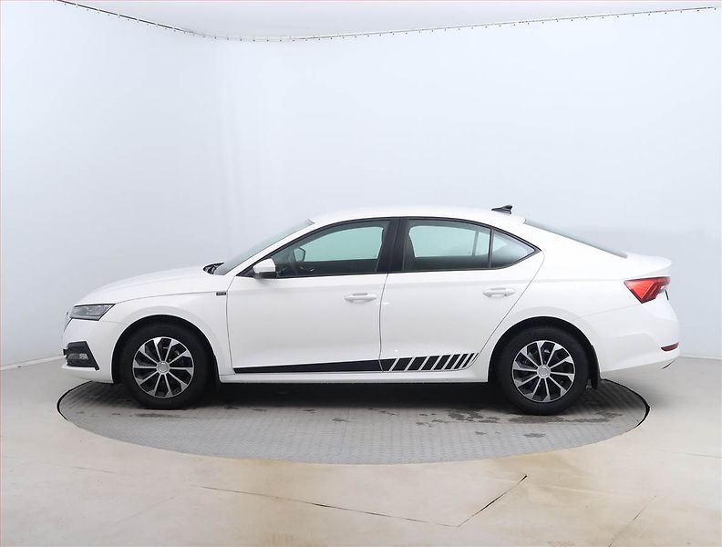Škoda Octavia (2023) 1.5 TSI e-tec - fotka 3 z 14
